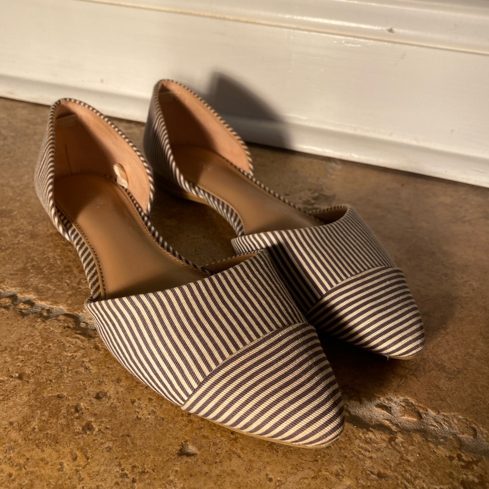 Navy blue and white striped flats